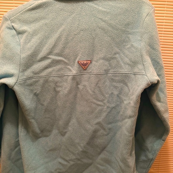 Men’s Columbia PFG Sweater in Light Blue | 4 Button-Snap Closure | Size: Small - Picture 4 of 7